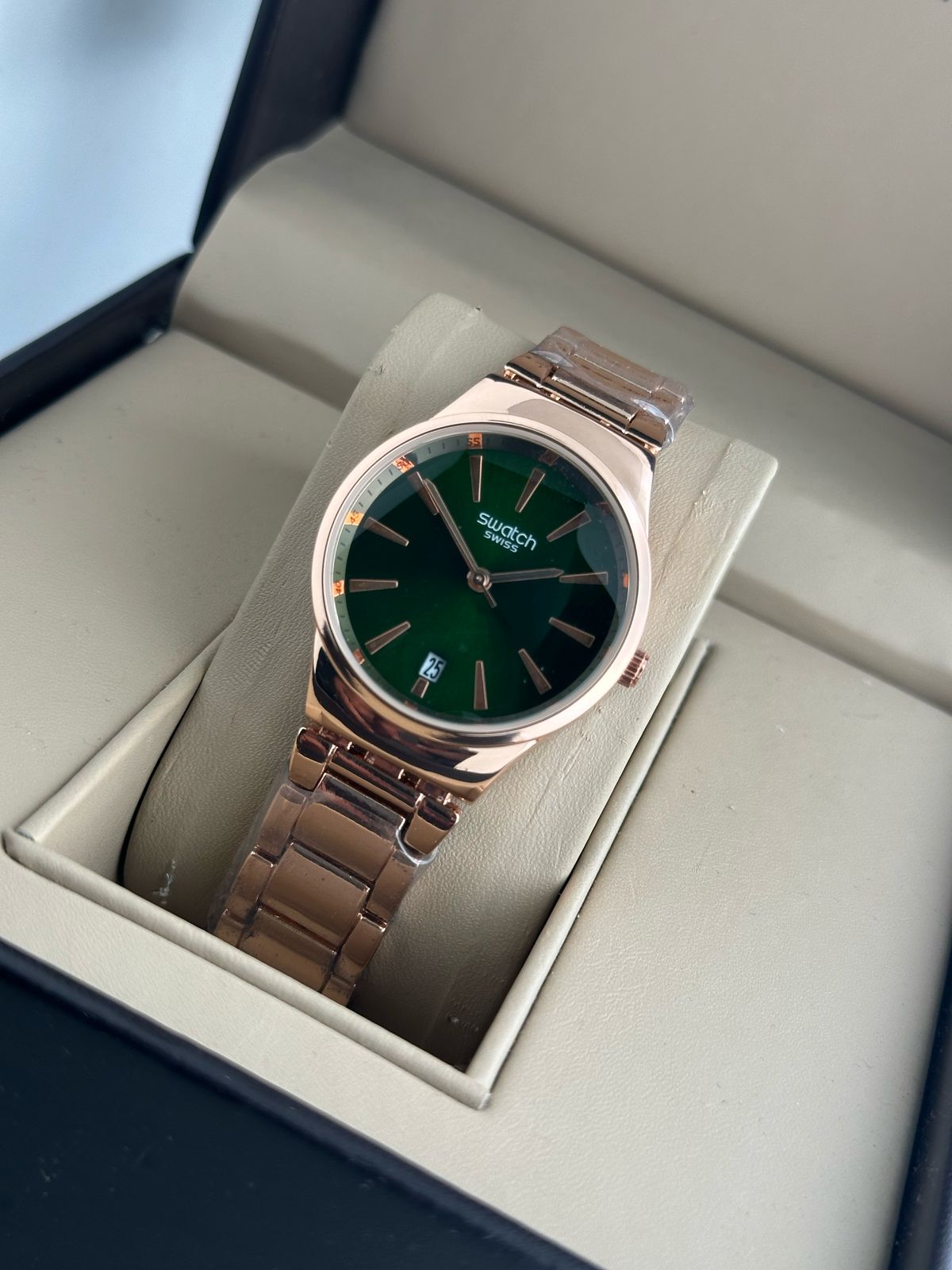 Luxurious Designer Elegant Women Watch-šššš šššš (ššššššš šš
š
šš)