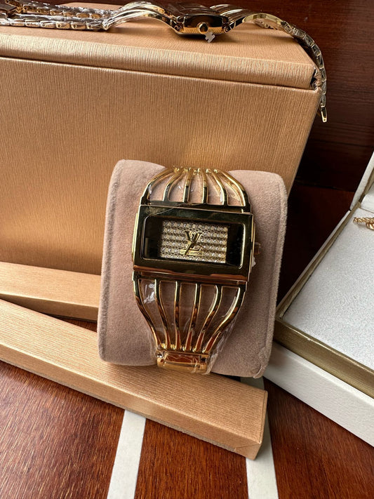 Luxurious  Designer Women Trendy Watch -  𝐌𝐄𝐆𝐀 𝐒𝐀𝐋𝐄 ( 𝐋𝐈𝐌𝐈𝐓𝐄𝐃 𝐎𝐅𝐅𝐄𝐑)