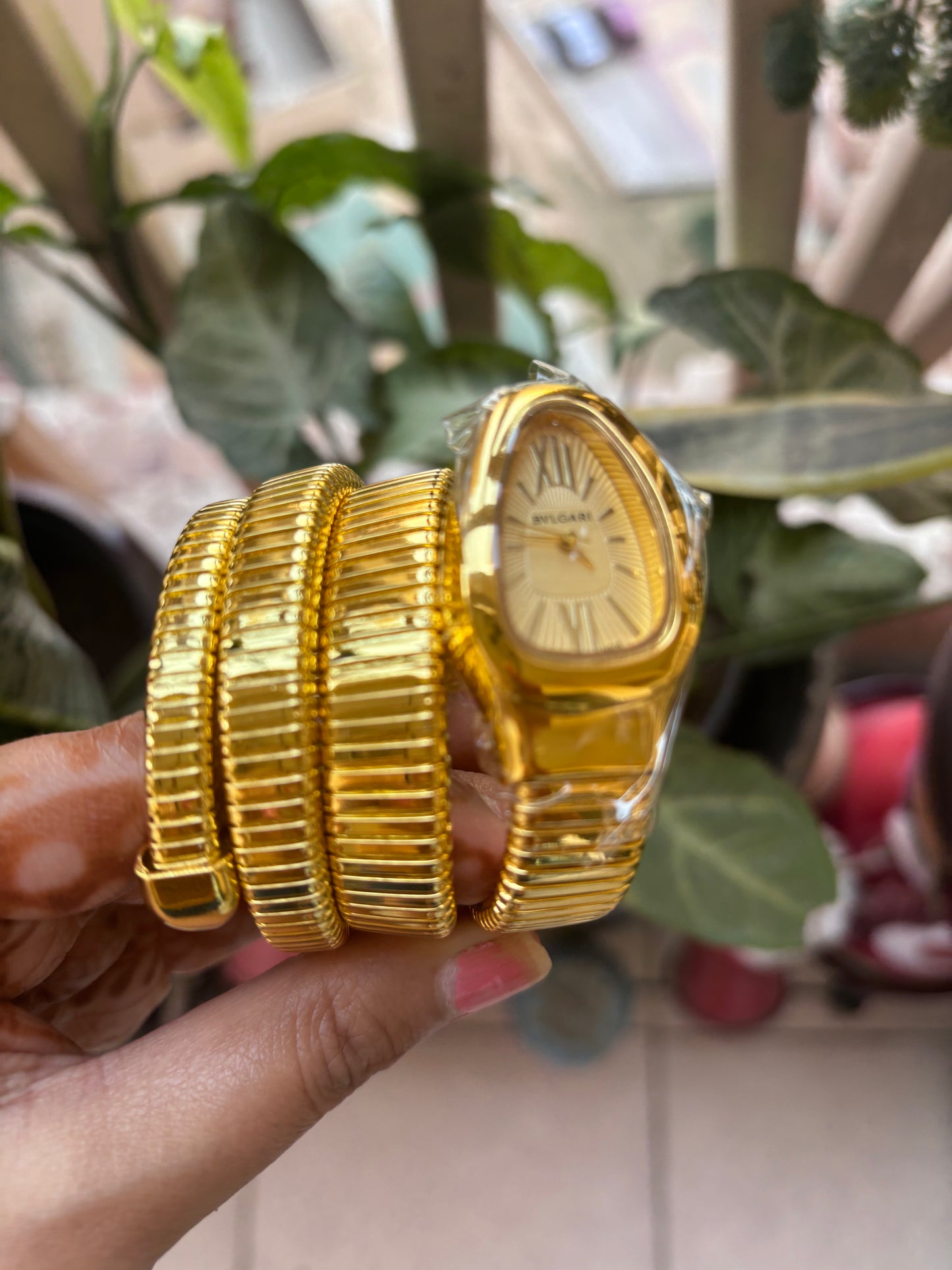 Luxurious Designer Women Watch - 𝐌𝐄𝐆𝐀 𝐒𝐀𝐋𝐄 ( 𝐋𝐈𝐌𝐈𝐓𝐄𝐃 𝐎𝐅𝐅𝐄𝐑) (New Collection)