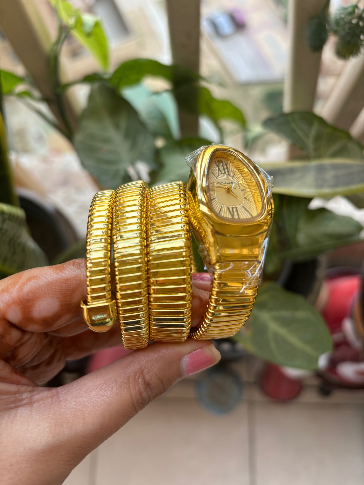 Luxurious Designer Women Watch - 𝐌𝐄𝐆𝐀 𝐒𝐀𝐋𝐄 ( 𝐋𝐈𝐌𝐈𝐓𝐄𝐃 𝐎𝐅𝐅𝐄𝐑) (New Collection)