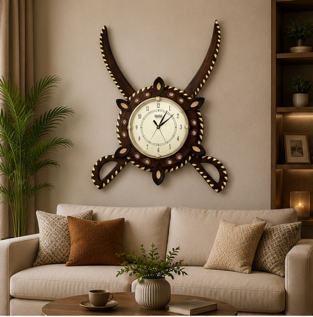 Royal Antler Wooden Wall Clock – Handcrafted Rustic Wall Decor