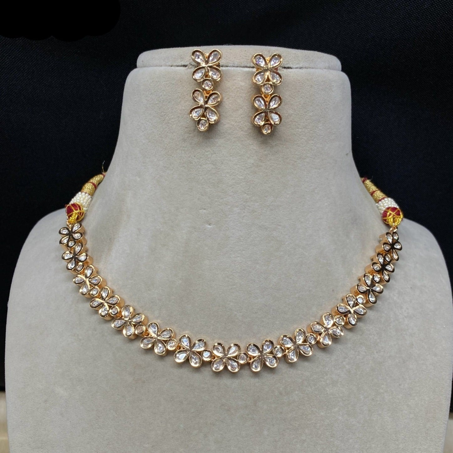 Veshakart Handcrafted Kundan Necklace Set