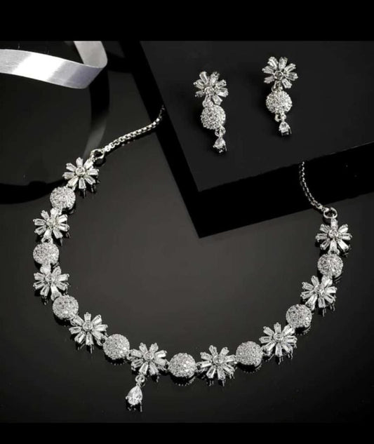 Veshakart Premium Handcrafted American Diamond Necklace Set