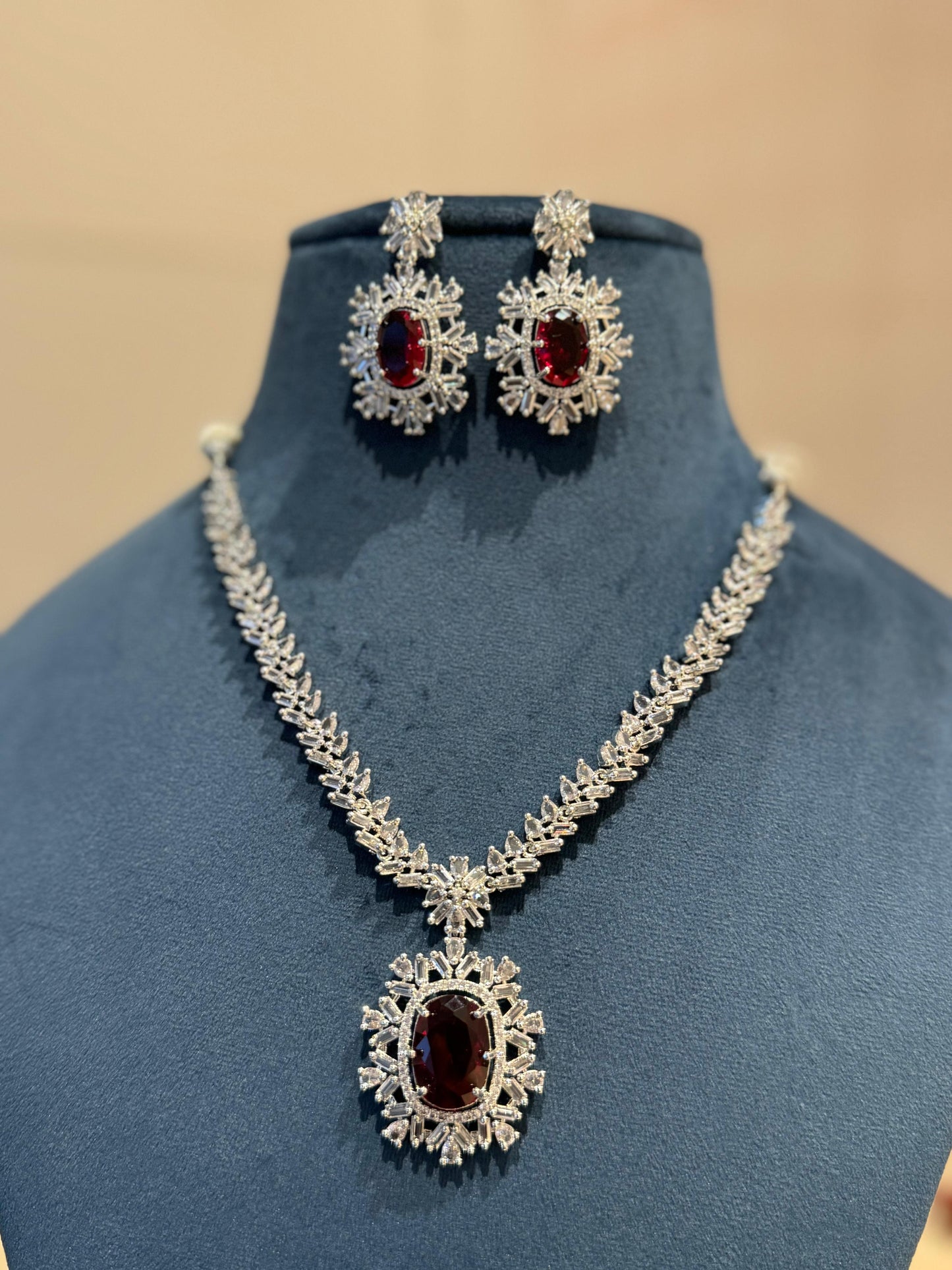 Veshakart Premium Handcrafted American Diamond Necklace Set