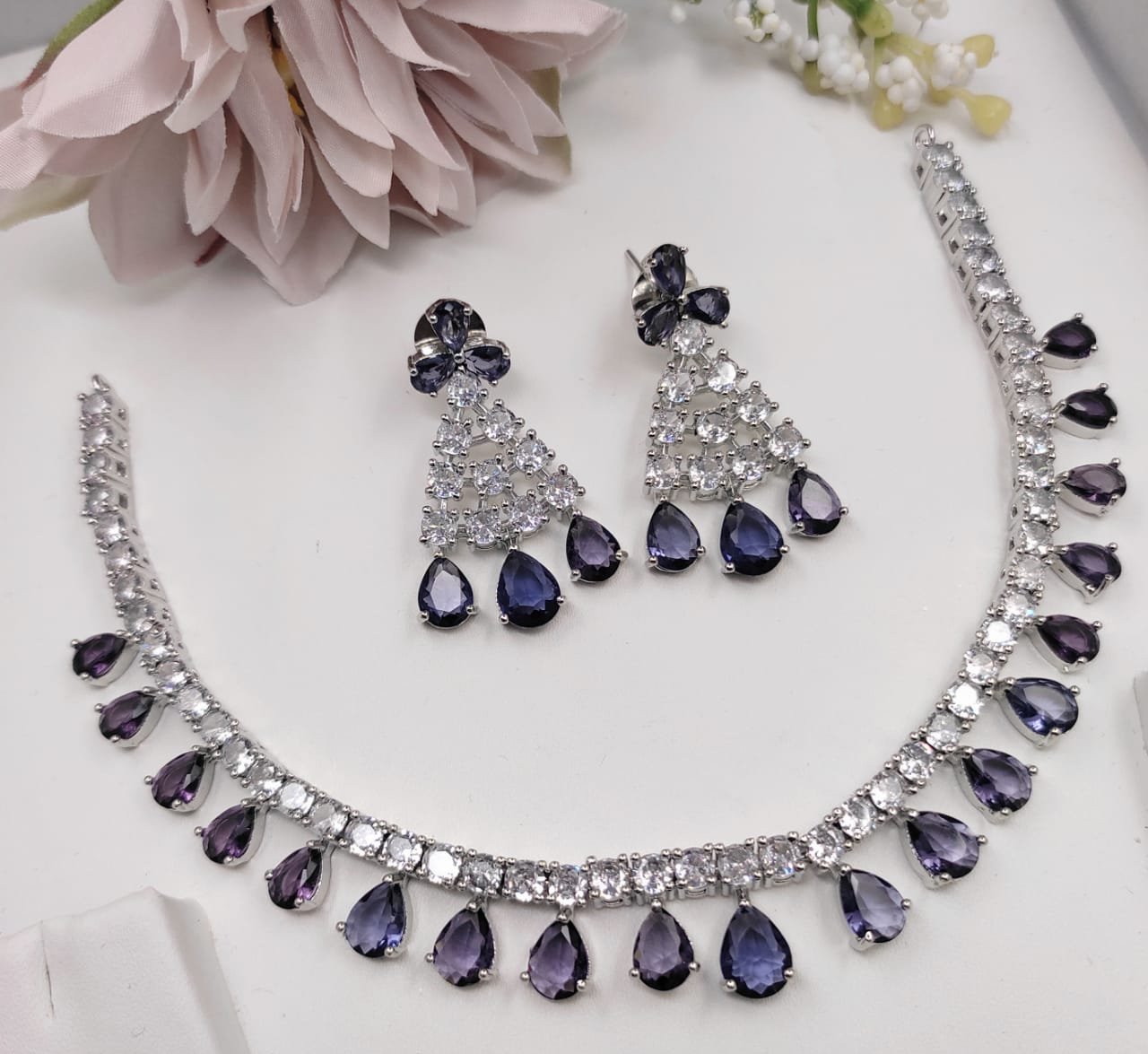 Veshakart Premium Handcrafted American Diamond Necklace Set