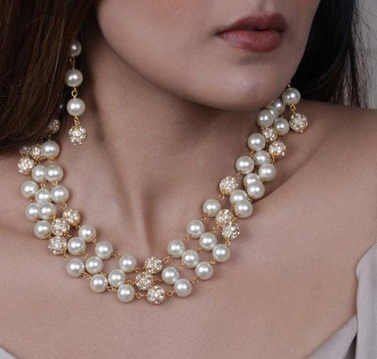 Veshakart Premium Handcrafted Pearl Necklace Set