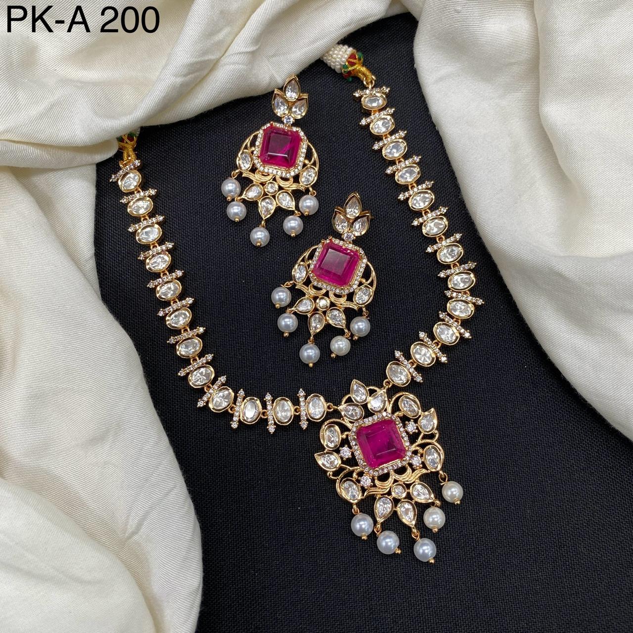 Veshakart Premium Handcrafted Kundan Necklace Set