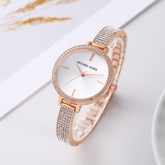 Luxurious Designer Women Watch -  𝐌𝐄𝐆𝐀 𝐒𝐀𝐋𝐄 ( 𝐋𝐈𝐌𝐈𝐓𝐄𝐃 𝐎𝐅𝐅𝐄𝐑)