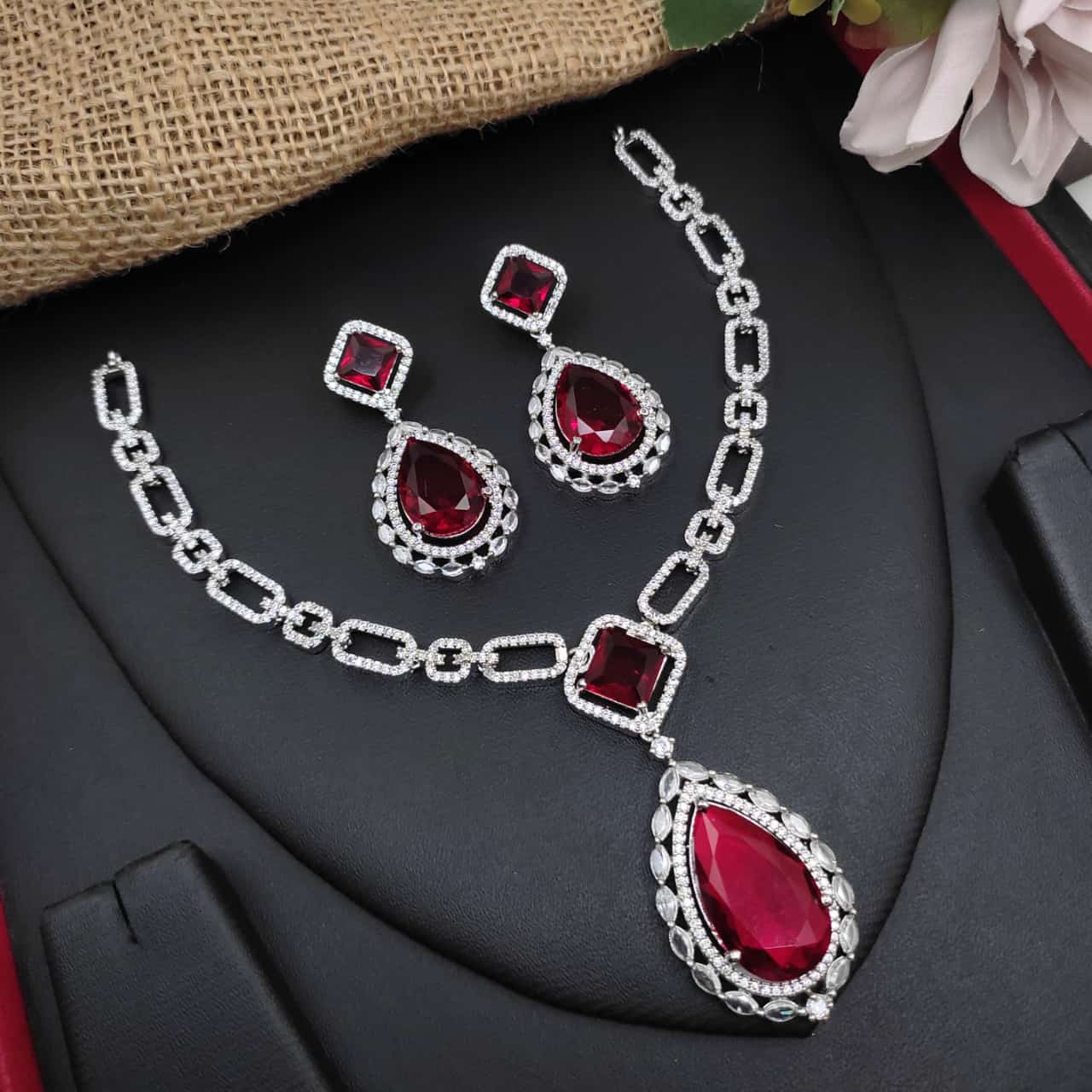 Veshakart Premium Handcrafted American Diamond Necklace Set