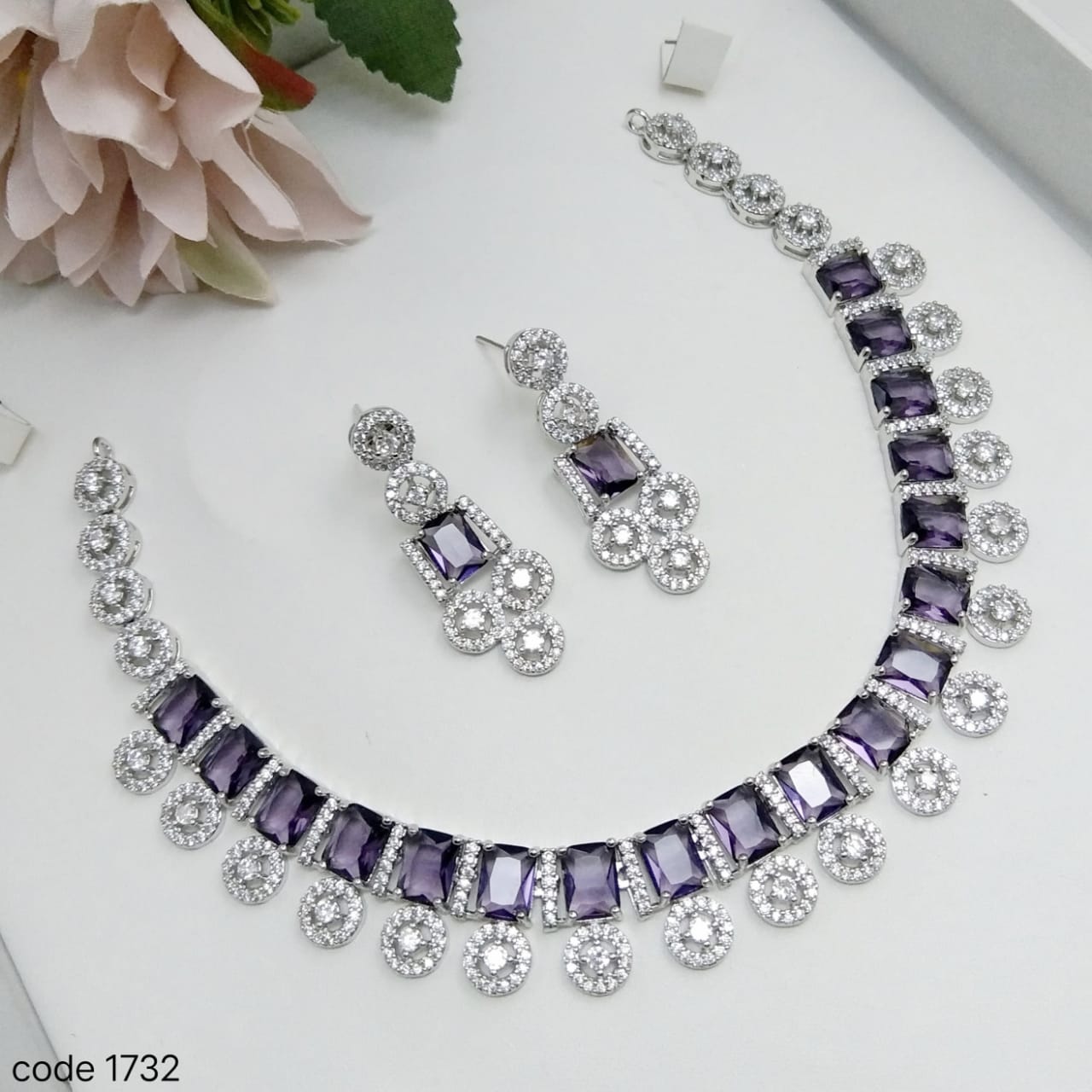 Veshakart Premium Handcrafted American Diamond Necklace Set