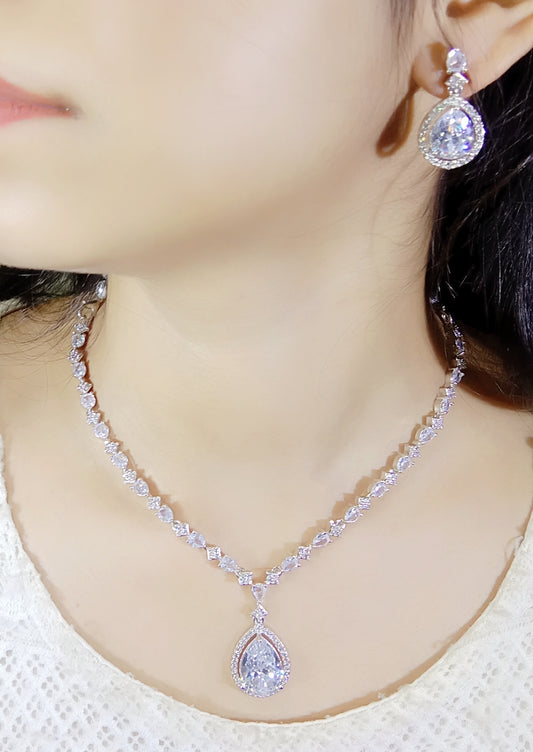 Trendy Premium Handcrafted AD Necklace Set