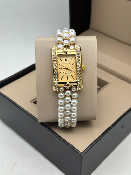 Luxurious Designer Elegant Women Pearl Watch-𝐌𝐄𝐆𝐀 𝐒𝐀𝐋𝐄 (𝐋𝐈𝐌𝐈𝐓𝐄𝐃 𝐎𝐅𝐅𝐄𝐑)
