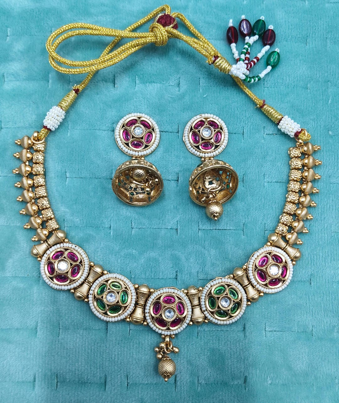 Trendy Premium Handcrafted ADORABLE Necklace Set - Celebrity Style