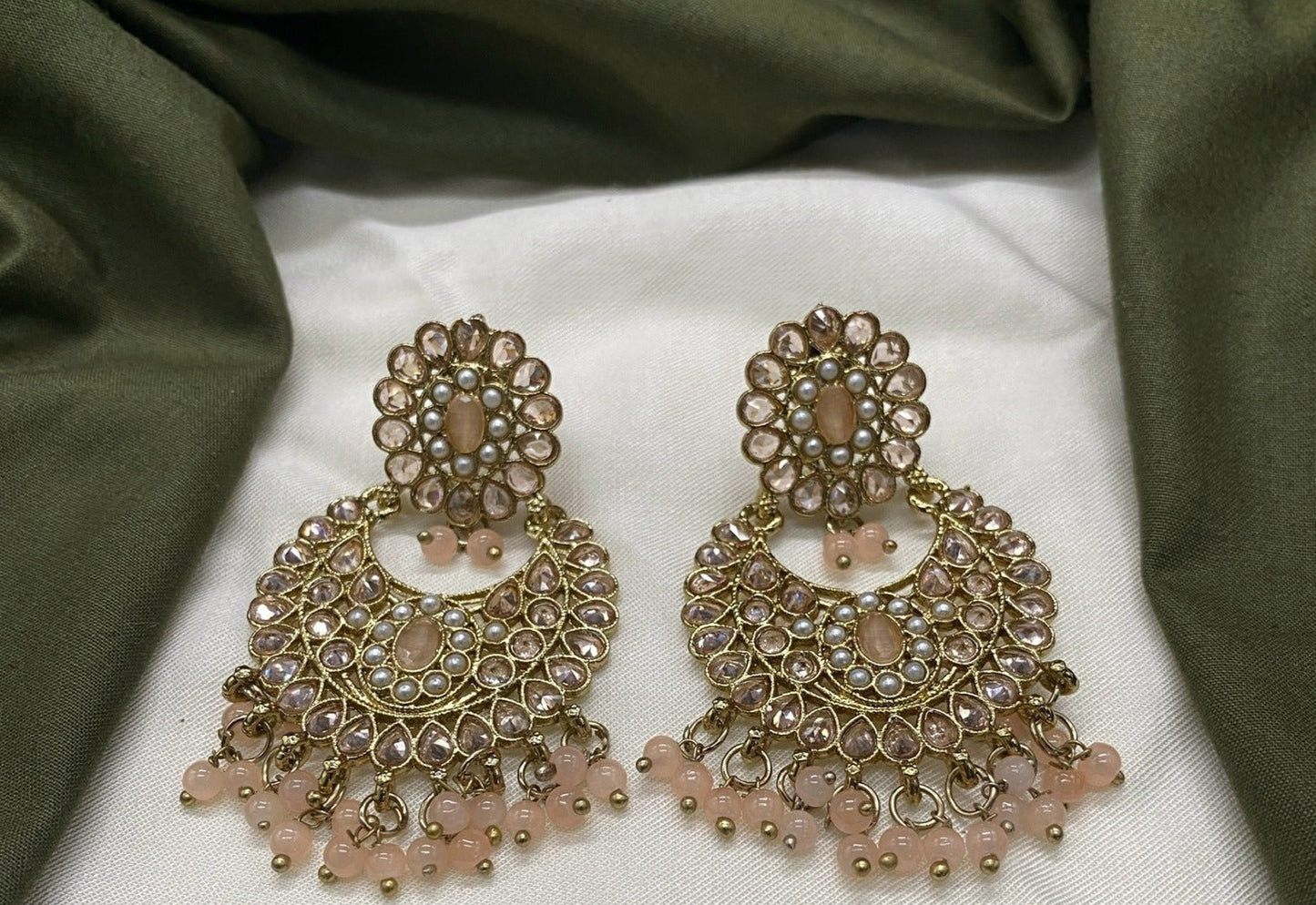 Veshakart Premium HandCrafted Kundan Earrings