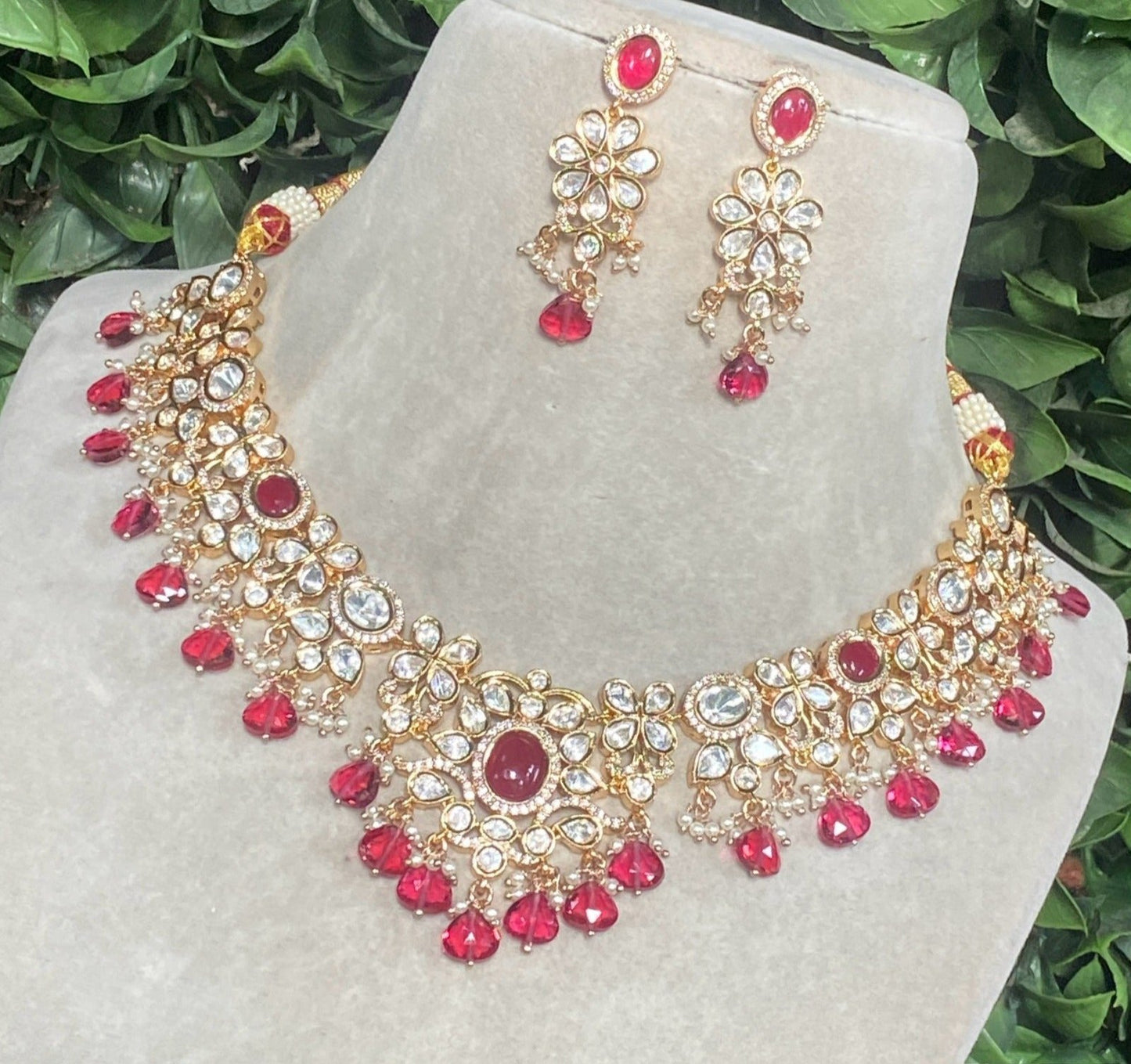 Veshakart Premium Handcrafted Kundan Necklace Set