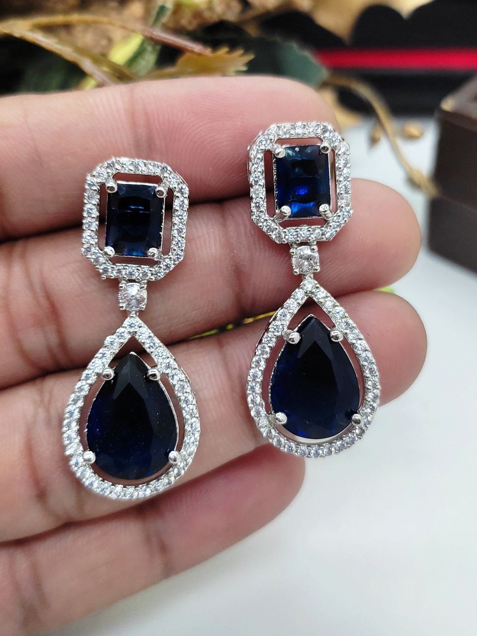 Veshakart Handcrafted Premium American Diamond Earrings