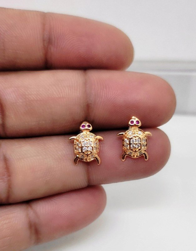 Premium quality anti tarnish cz studs