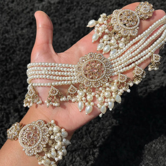 Veshakart Premium Handcrafted Pearl Necklace Set - Celebrity Style